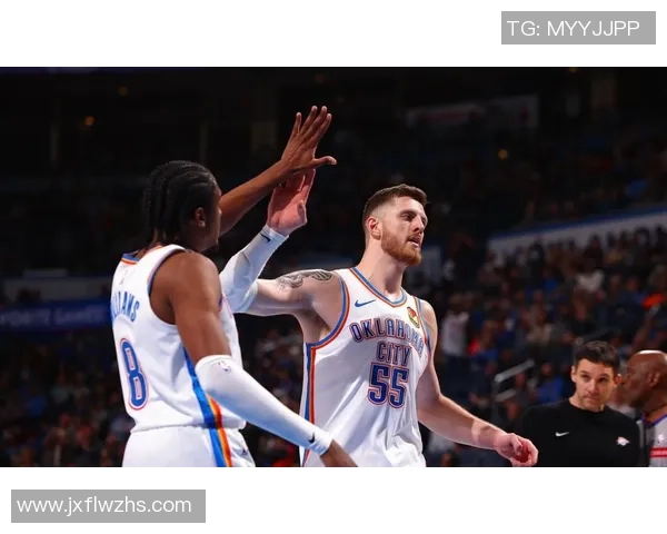 热火与步行者激战正酣2020年8月25日NBA季后赛精彩回顾与分析